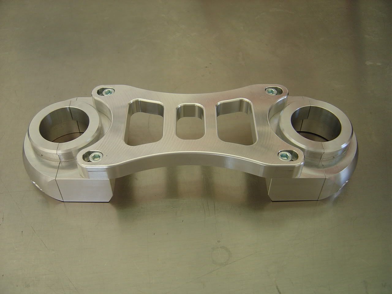 yamaha bolt fork brace